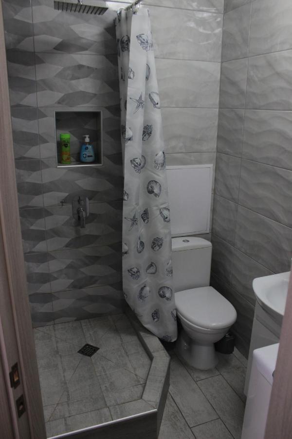 Apartments In Kharkiv Exterior photo